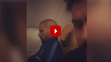 Rohit secretly films Shikhar Dhawan talking to himself in flight