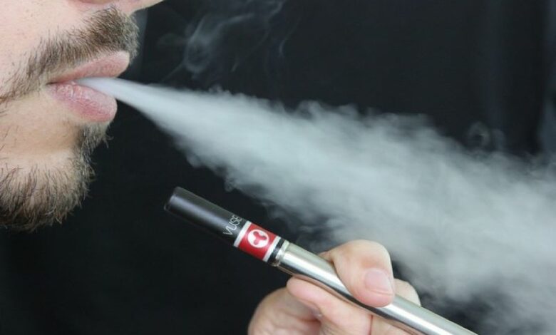 Hyderabad police arrest 20-yr-old for selling banned e cigarettes