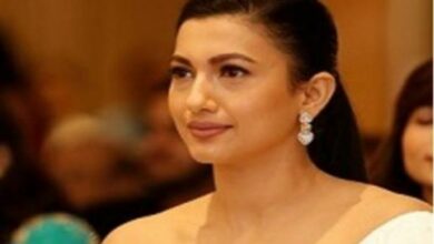 Gauhar Khan: I try to rediscover myself every time I'm on a set