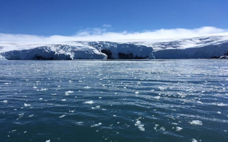 Gigantic iceberg breaks off Antarctica