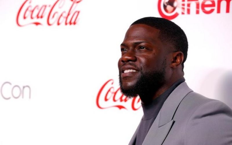 Month after car crash, Kevin Hart heads back to work