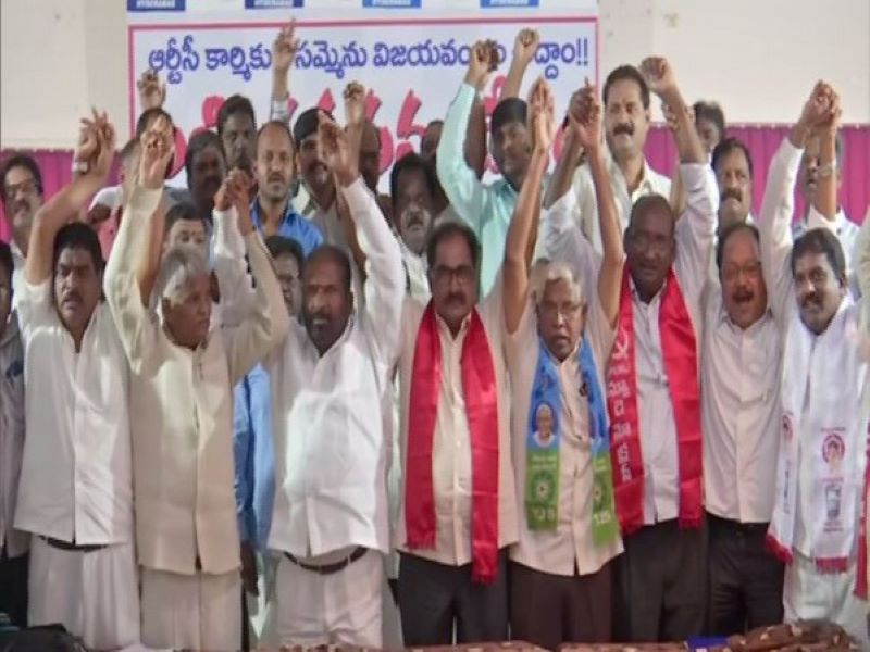TS: Political parties display solidarity with RTC workers