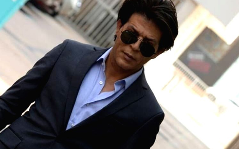 SRK''s doppleganger sets social media on fire