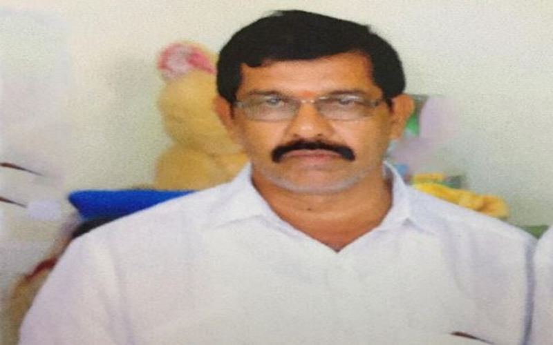 TSRTC bus driver who attempted immolation dies in hospital