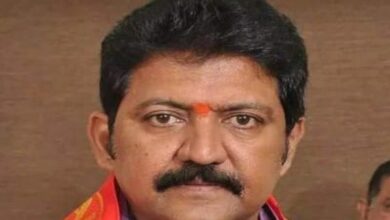 Andhra: TDP MLA Vamsi resigns from party and post