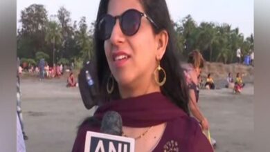 Gasping for breath, Delhiites flock to Goa