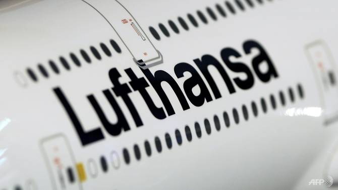 Lufthansa says to cut '700 to 800' jobs at Austrian Airlines