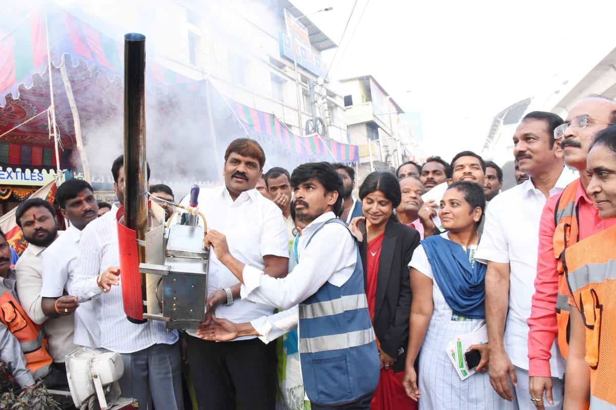 Keep our Hyderabad clean and green: Mayor