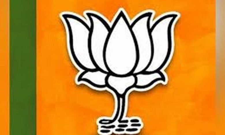 BJP leader booked for threatening doctor in UP's Shahjahanpur