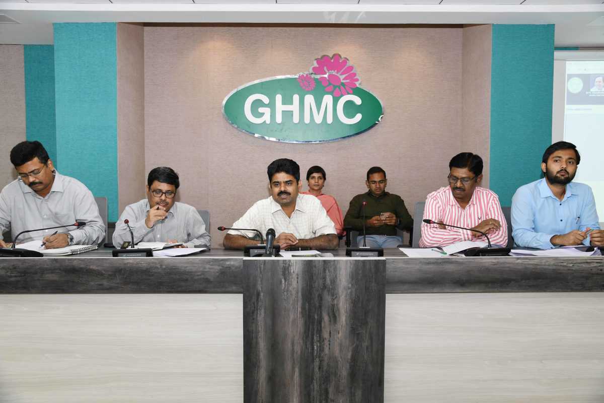 GHMC Commissioner directs officials to follow court orders