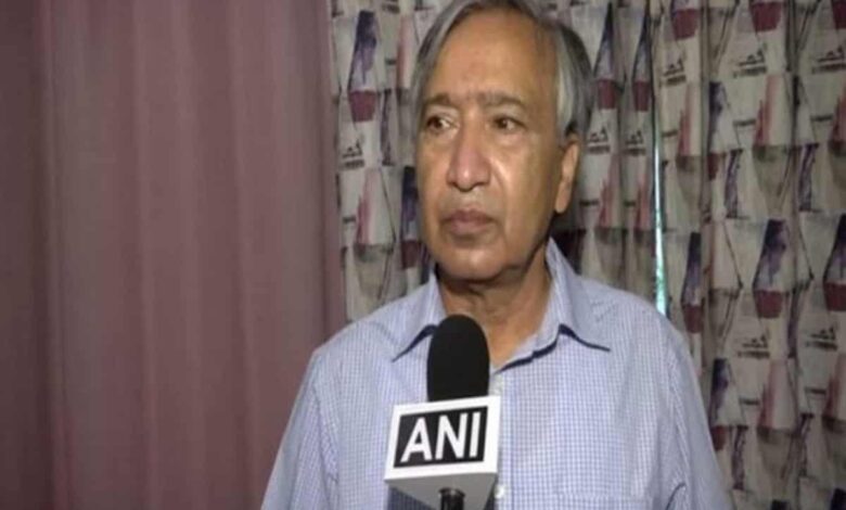 Centre should rethink its policy of denying govt jobs to families of terrorists: Tarigami