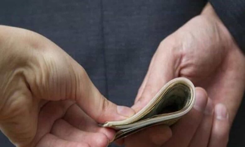 Telangana ACB nabs panchayat secy for Rs 15,000 bribe in Sangareddy