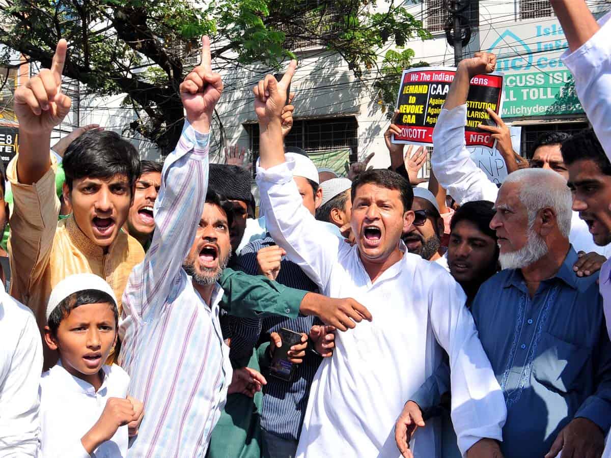 CAA: Protest held near Azizia Mosque in Hyd