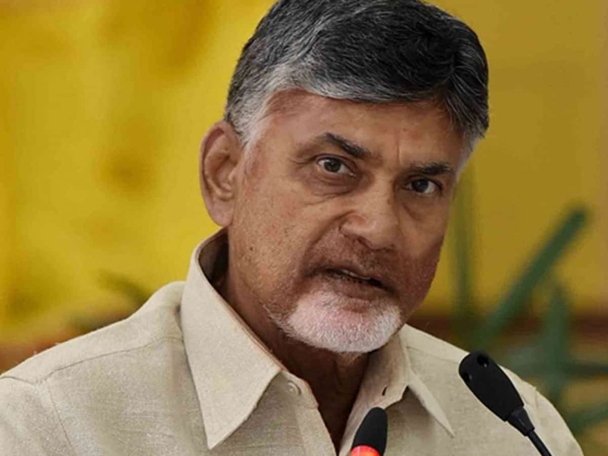 Naidu trying to give slip to government, focuses on Pendurthi
