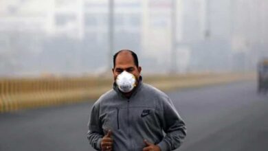 Delhi’s air quality remains “very poor”