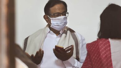 Chidambaram wears mask at Parliament