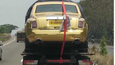 Gold Rolls-Royce cab leaves netizens in splits