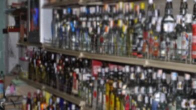 Covid-19: Congress demands closure of liquor shops
