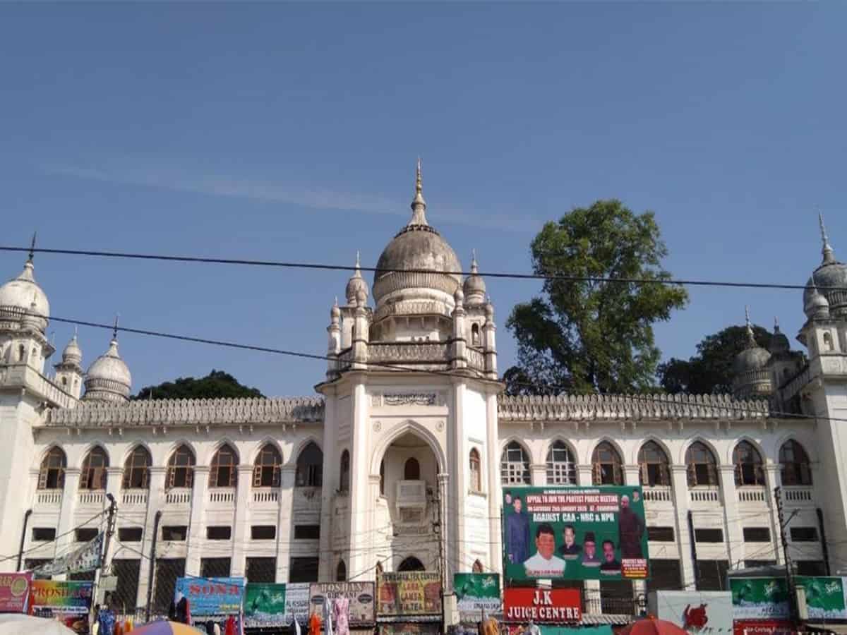 Charminar Dawakhan is not the right facility to treat suspected