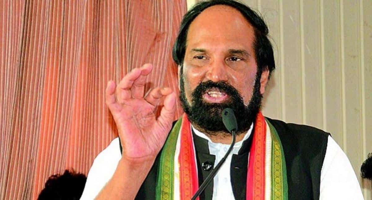 TRS Govt betrayed STs by not enhancing quota: Uttam