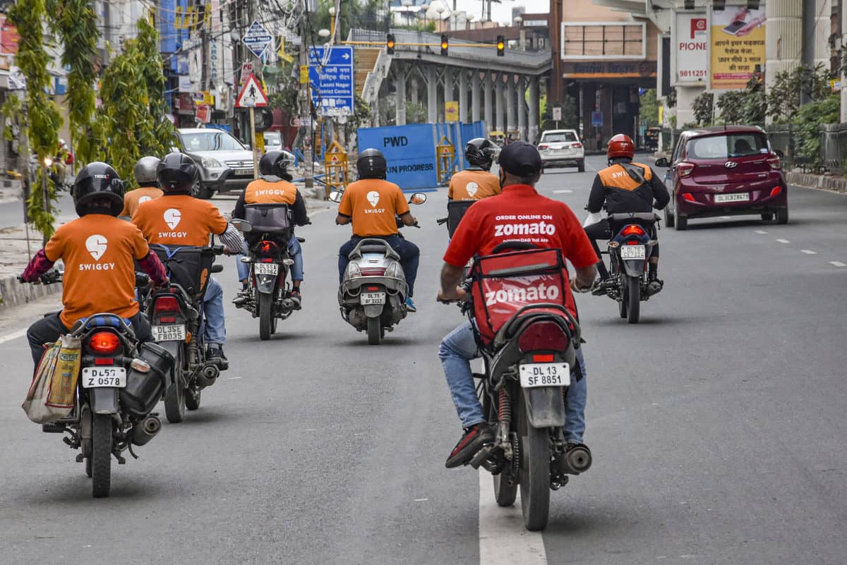 Zomato deliver agent attacked in UP