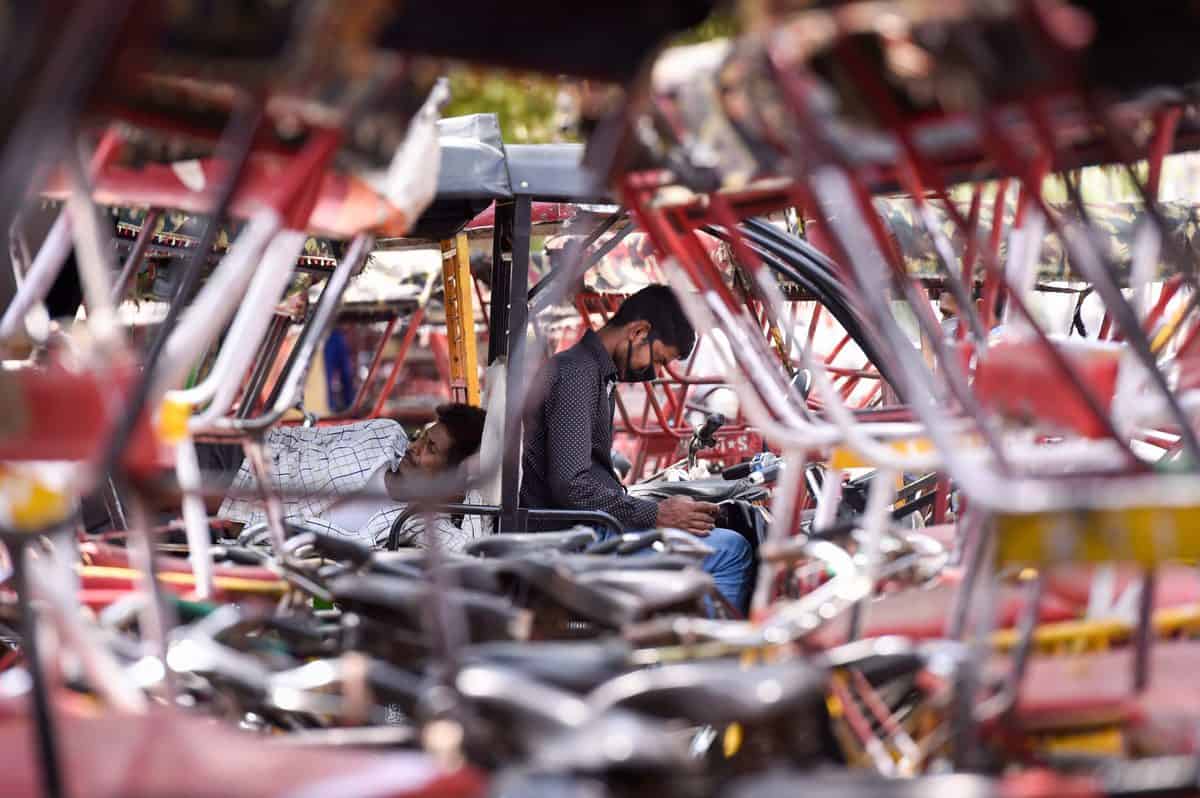 Lockdown: Rickshaw pullers in Delhi