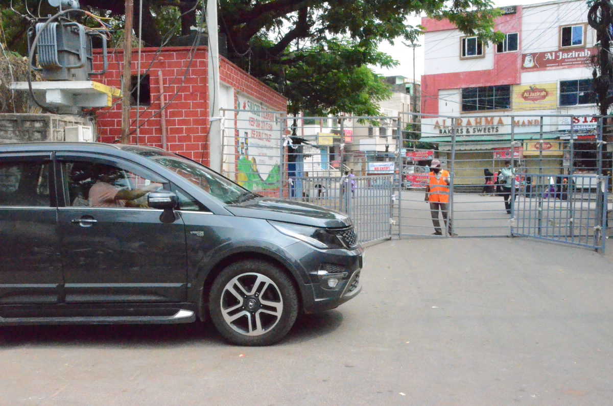 Photos: Lockdown in Hyderabad