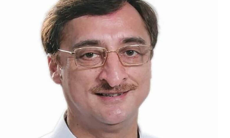 Moitra entitled to quiz businessman Darshan Hiranandani, says Congress MP