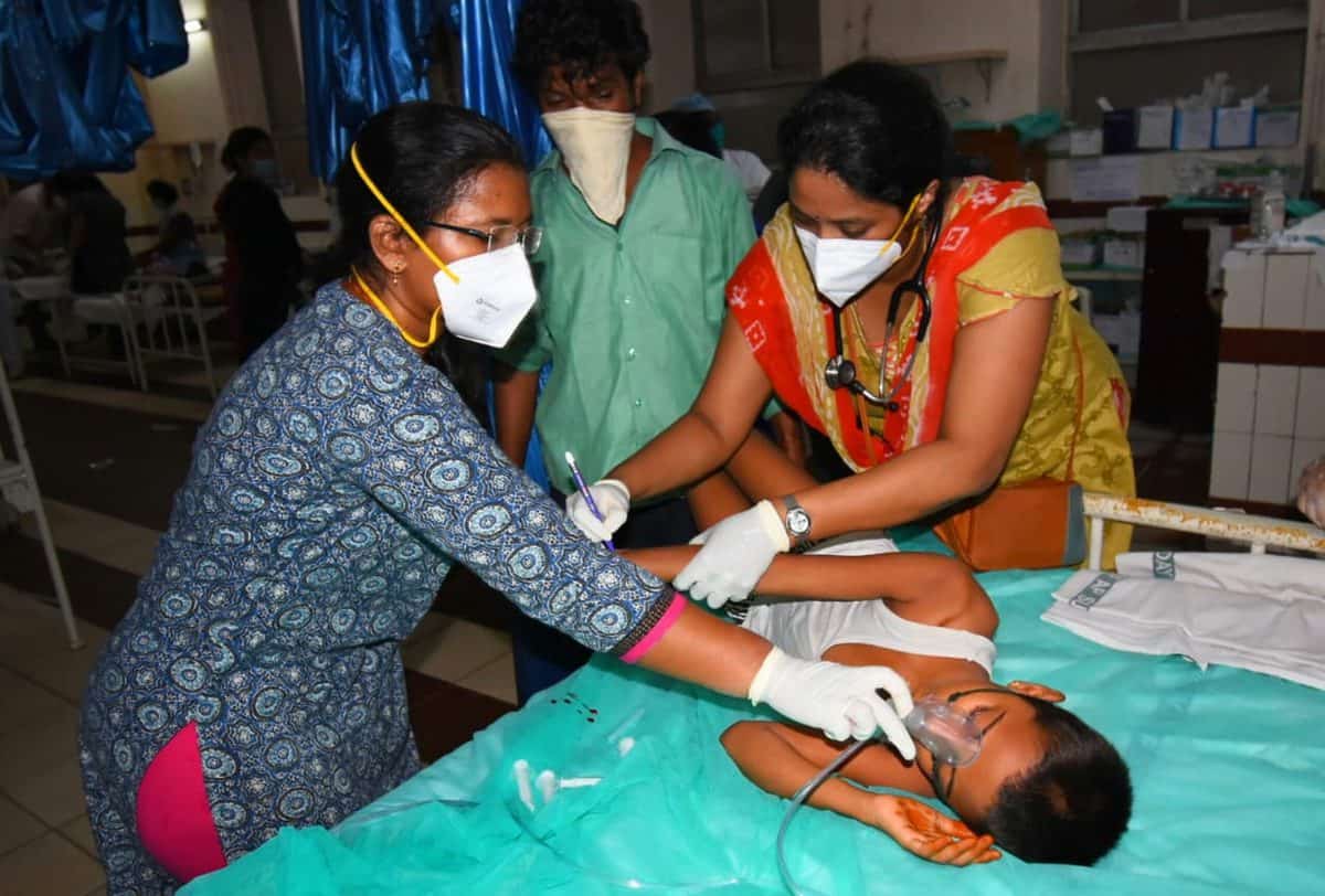 11 dead, 1,000 exposed due to gas leak in Vizag: govt