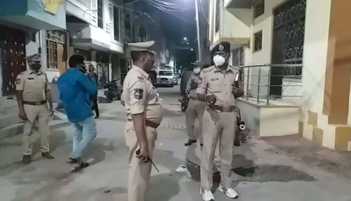 Hyderabad Three injured in stabbing at Hafiz Baba Nagar The Siasat