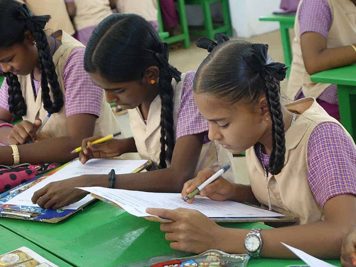 Schools should not charge other fees in lockdown: TS Parents