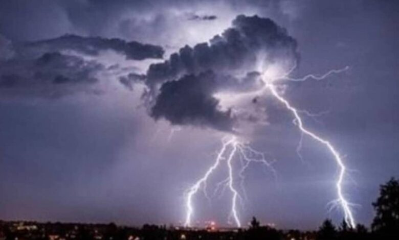 Thunderstorms hit parts of North Hyderabad amid intensifying summer