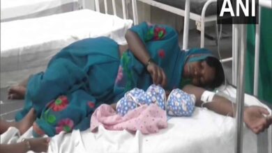 migrant worker delivers baby