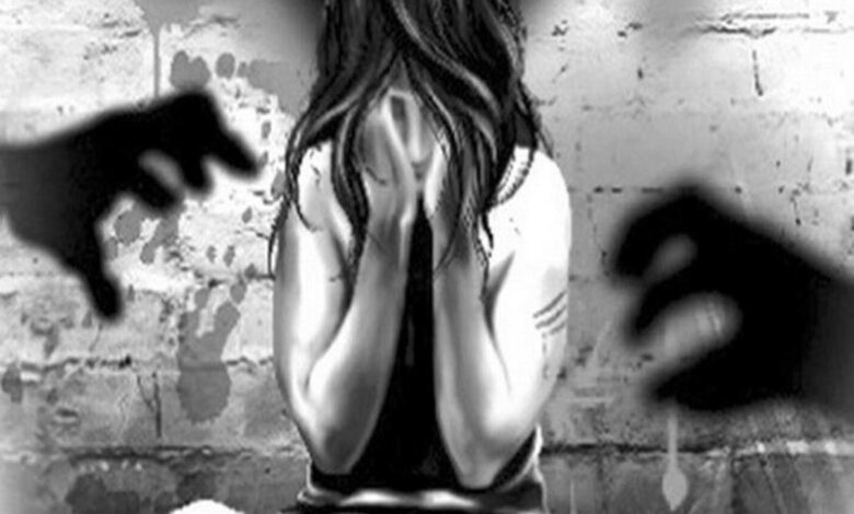 Karnataka: Minor girl gang raped, blackmailed over video