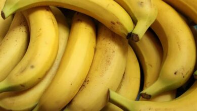 Jobless teacher sell bananas