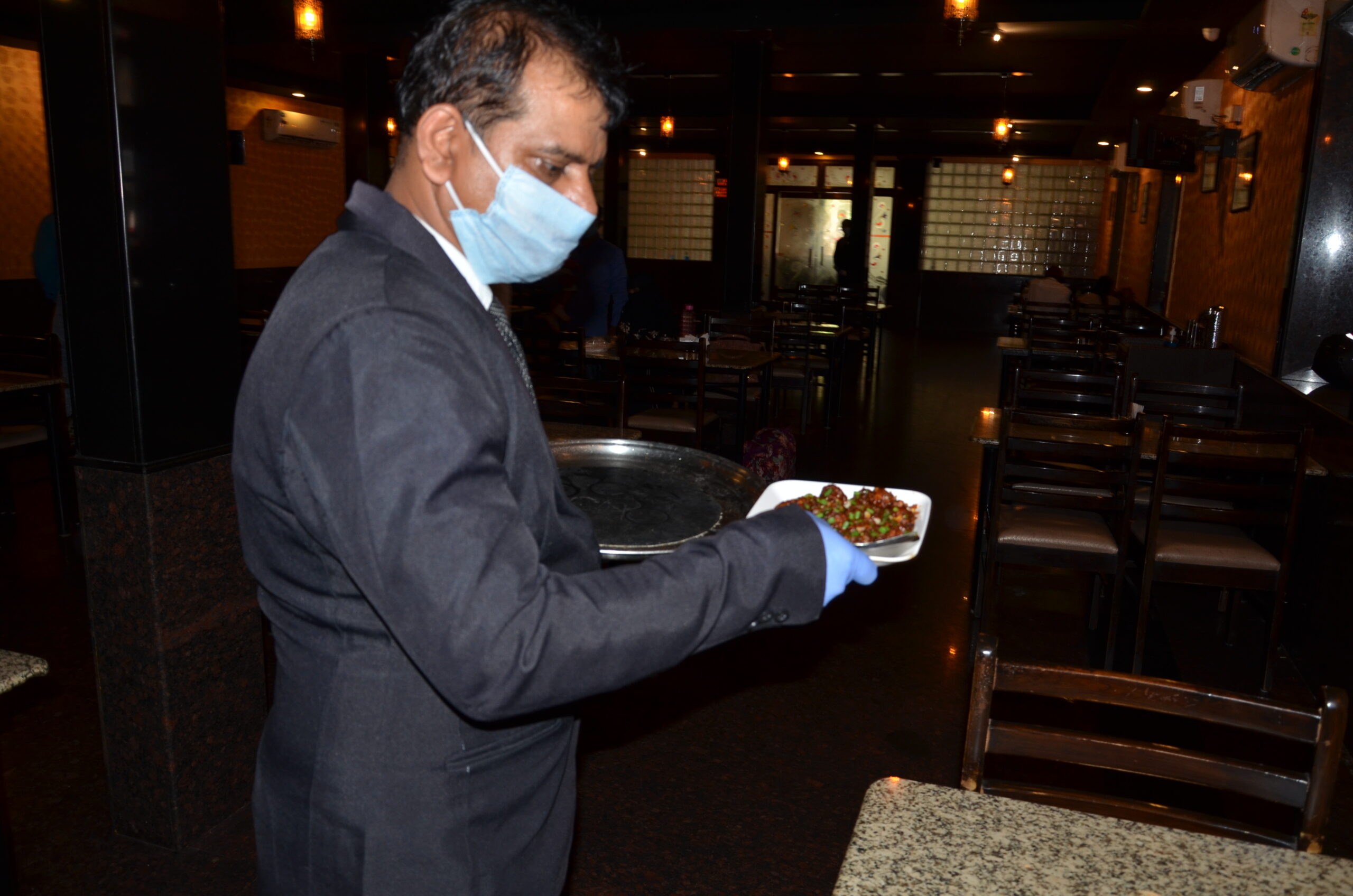 Severe labour crunch serves up pain at Hyderabadi Irani hotels
