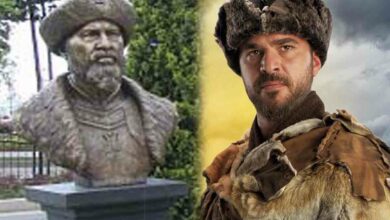 Historical figure’s bust removed after resemblance to an actor