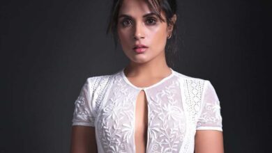 Richa Chadha questions non-payment of salary to Delhi doctors