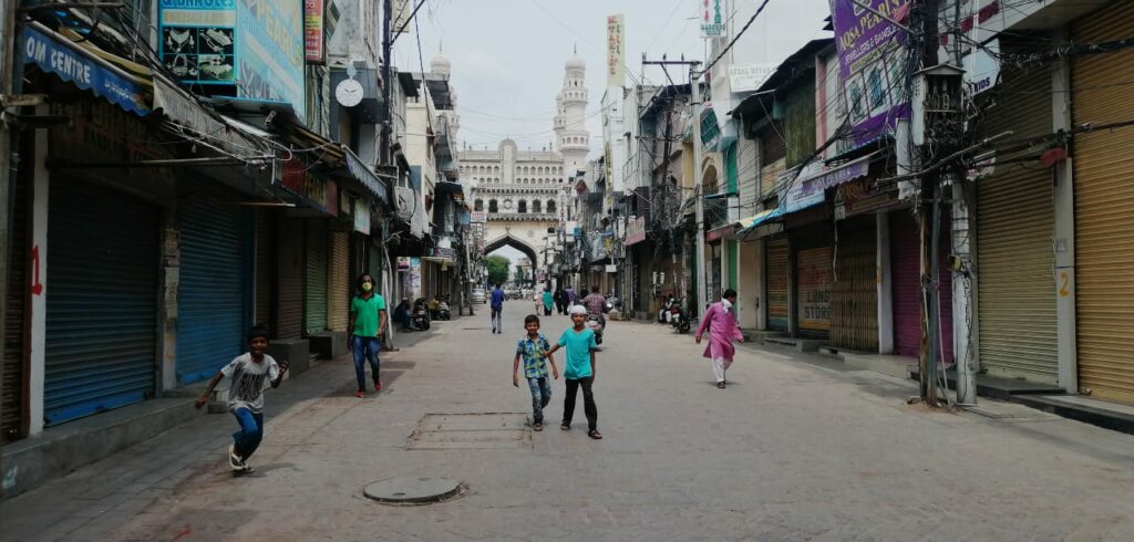 'Self-lockdown' by traders of Laad Bazar in Hyderabad