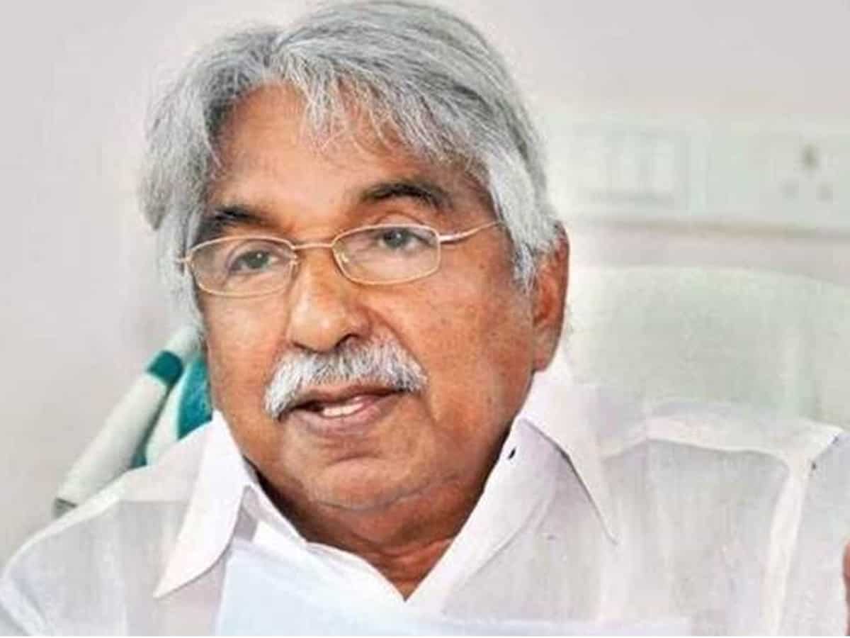 CBI gives clean chit to Oommen Chandy in sexual exploitation case