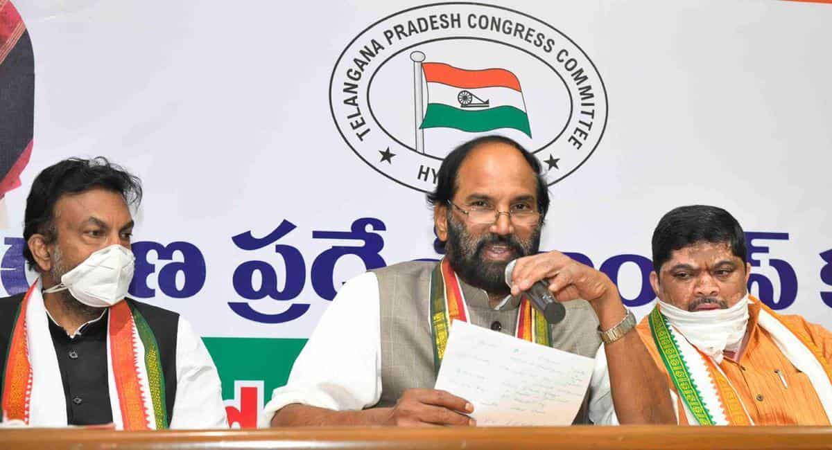 Uttam blames BJP, TRS Govts for higher fuel prices