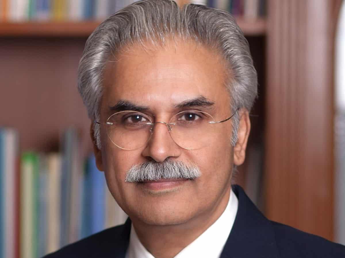 Pakistan's health minister tests positive for COVID-19