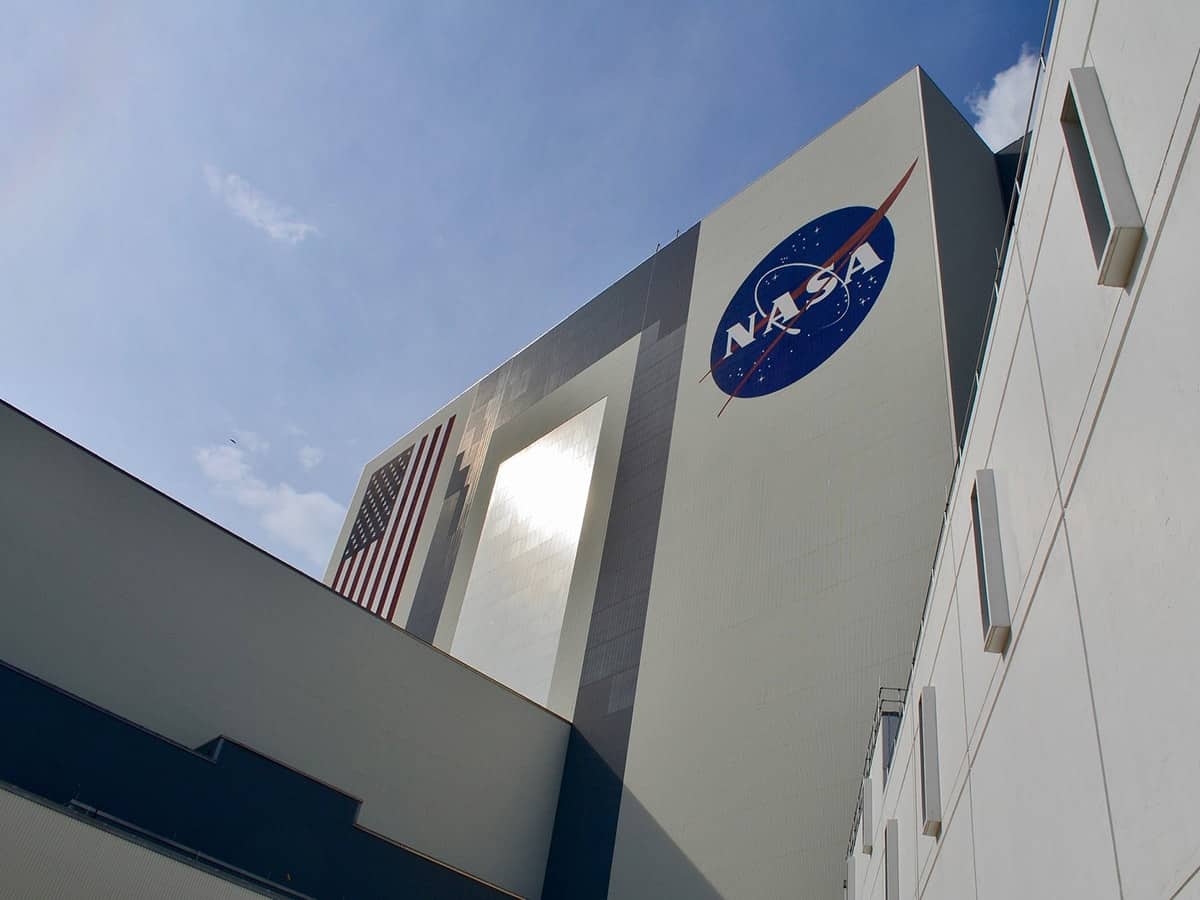 NASA's 'robot hotel' attached to space station