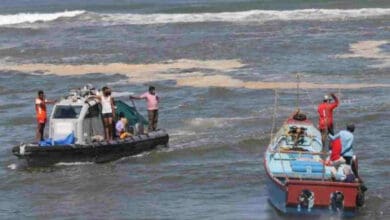 POCSO case accused jumps into sea, police search on