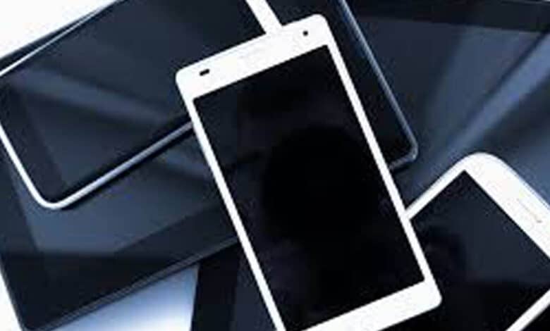 Sale of smartphones worth Rs 1 lakh and above surge in India