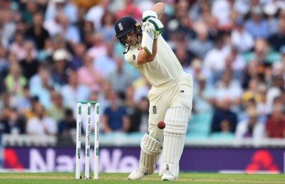 Eng vs Pak 3rd Test: Crawley departs for 267, Buttler eyeing 150 (Tea)