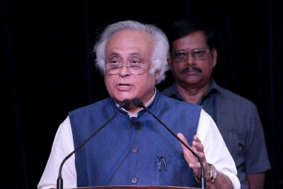 Jairam, Chidambaram among 5 to decide Cong stand on key ordinances