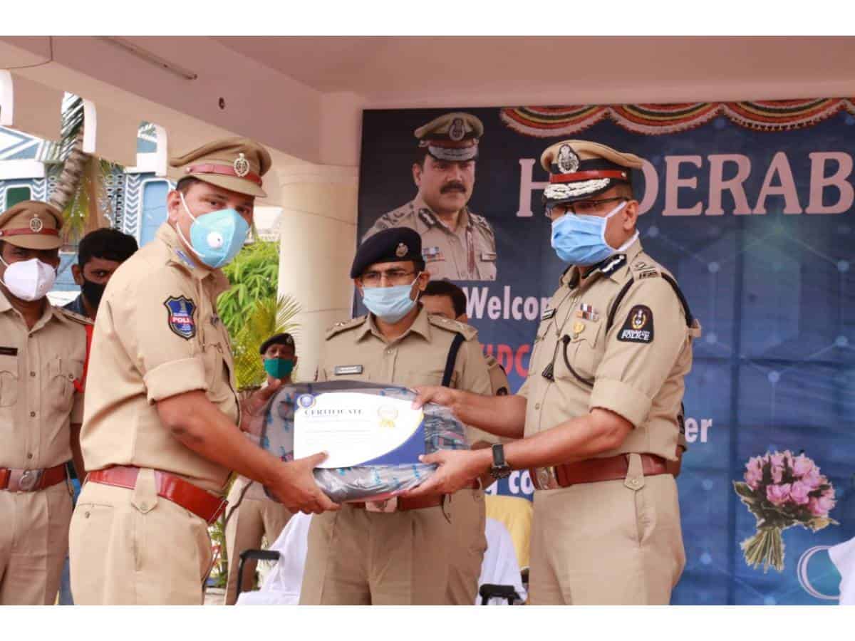 DS.Chauhan, IPS, Addl. CP, L&O & I/C CAR Hqtrs, Tarun Joshi, IPS, Jt.CP. Special Branch and Gajarao Bhupal, IPS, DCP South Zone, and other officers have attended the programme