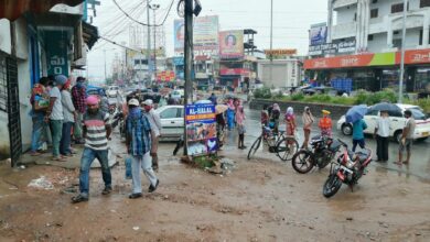 Daily wage labourers suffer as construction works are less amid corona
