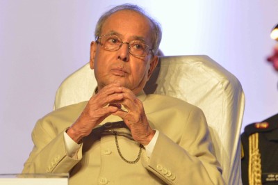No change in Pranab's condition, remains on ventilator